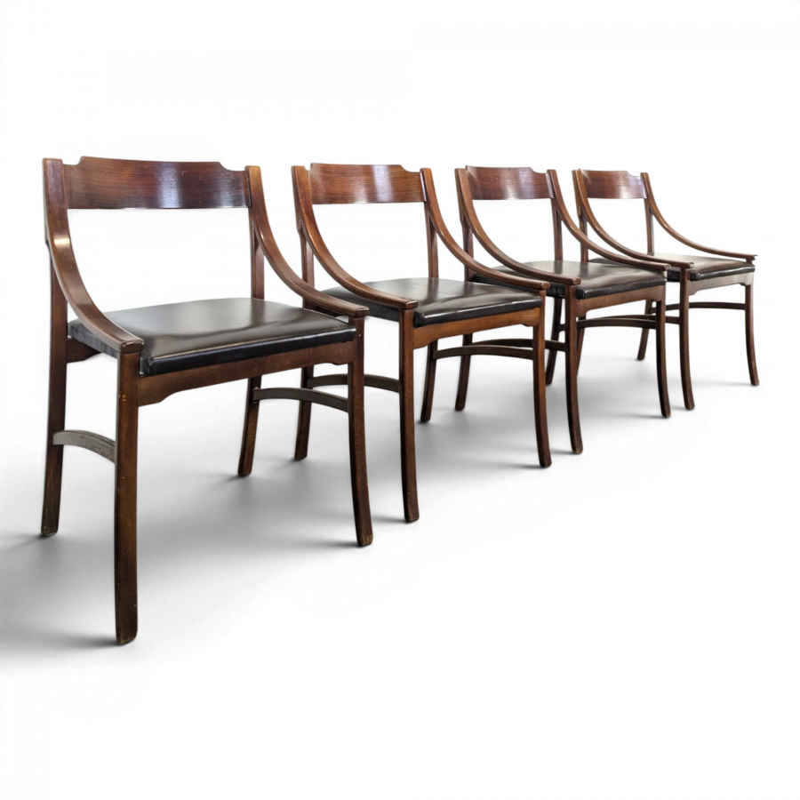 Serie de 4 chaises modele 110 par Ico Parisi
