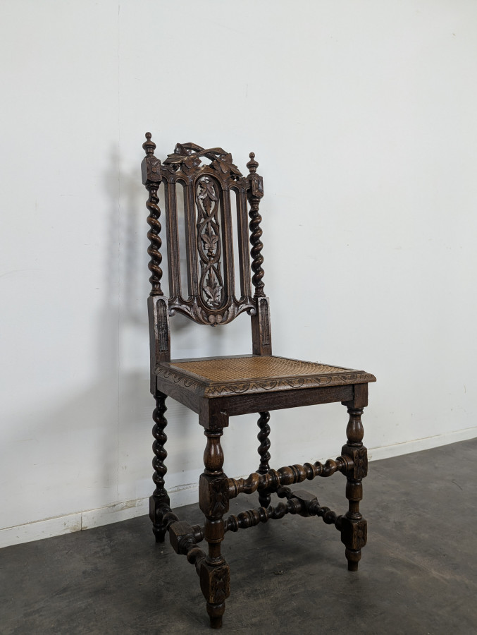 Série de 4 chaises Louis XIII