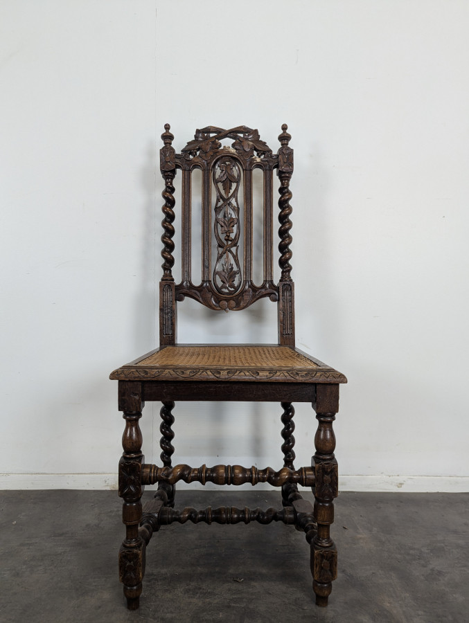 Série de 4 chaises Louis XIII