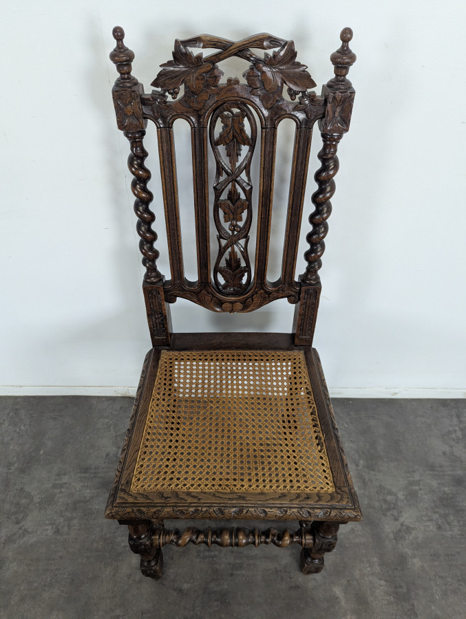 Série de 4 chaises Louis XIII