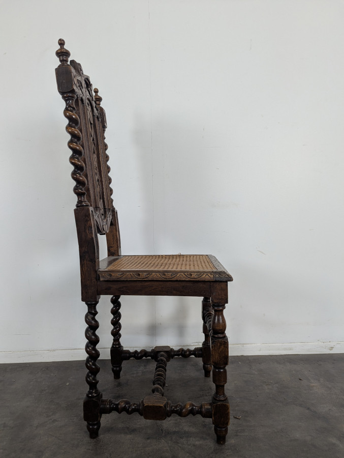 Série de 4 chaises Louis XIII