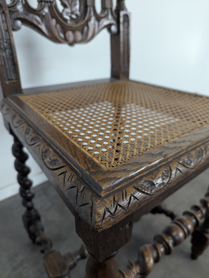 Série de 4 chaises Louis XIII