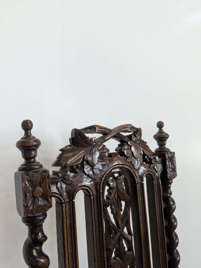 Série de 4 chaises Louis XIII