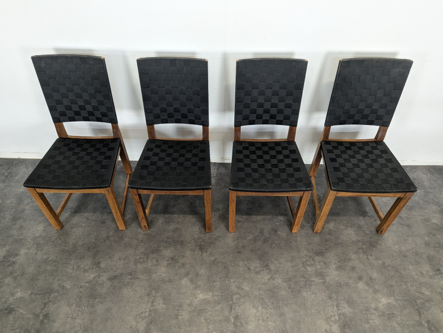 Série de 4 chaises modernes