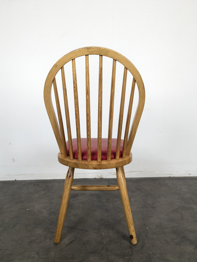 Série de 4 chaises en pin