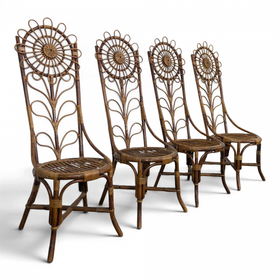 Série de 4 chaises en bambou et rotin à décor de tournesol
