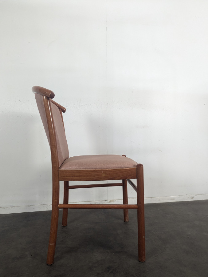Chaise de salle