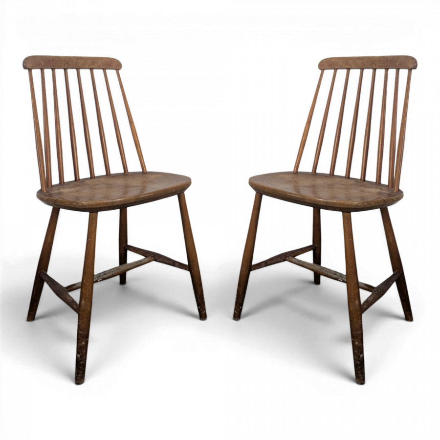 Paire de chaises scandinaves