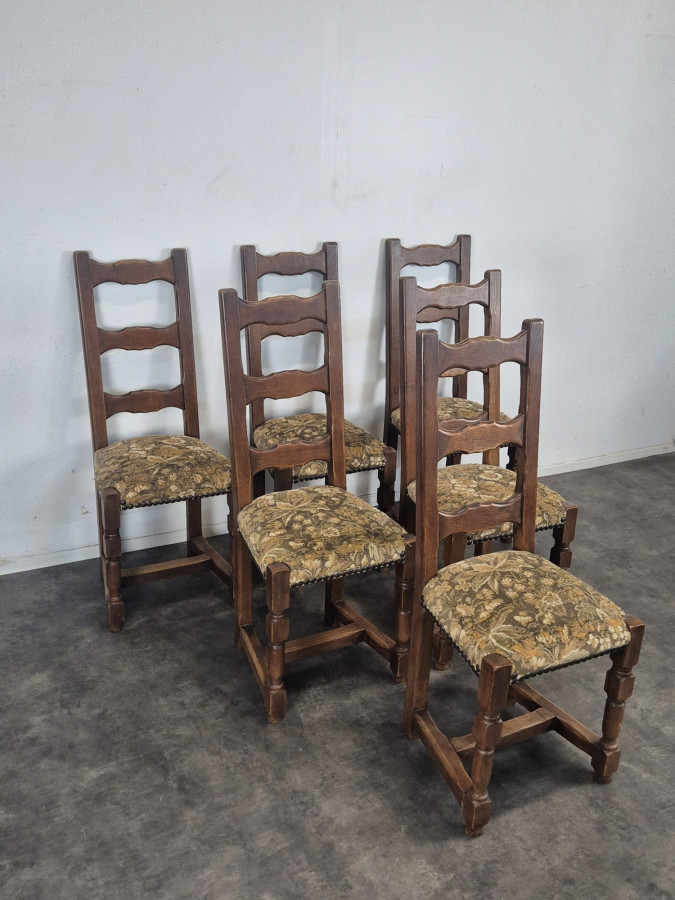 Série de 6 chaises rustiques à dossier à barrettes