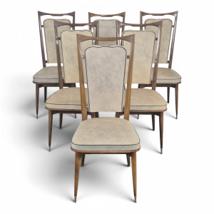 Série de 6 chaises années 50 à haut dossier, garniture skaï crème