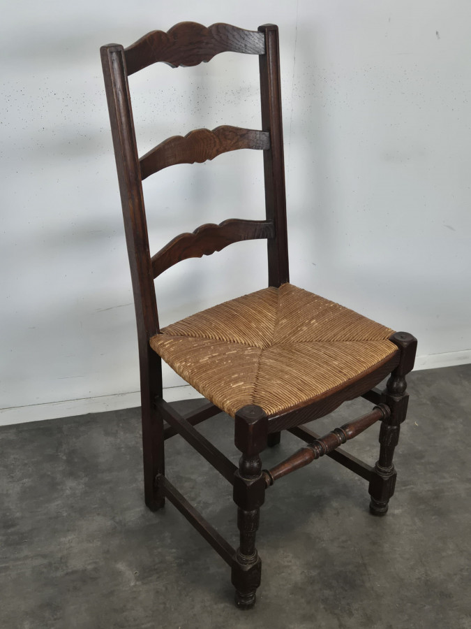 Série de 6 chaises paillées à dossier à barrettes en chêne