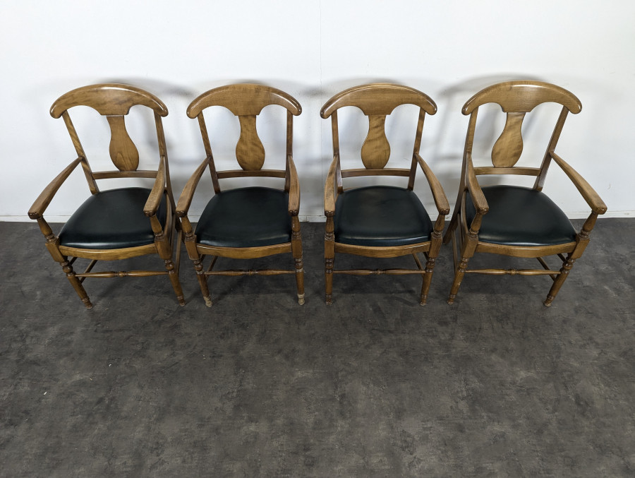 Serie de 4 fauteuils de style directoire à dossier en palmette