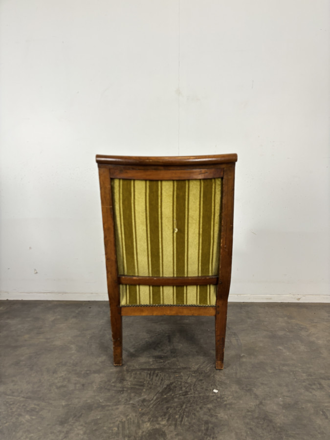 Bergère à crosse Restauration en merisier velours vert rayé