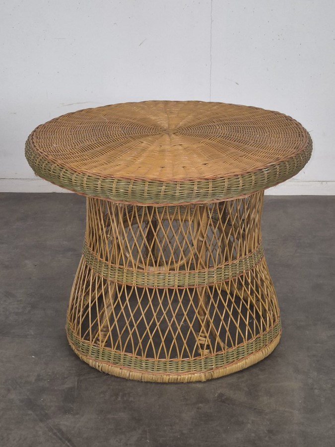 Salon en rotin et osier, paire de fauteuils et table basse