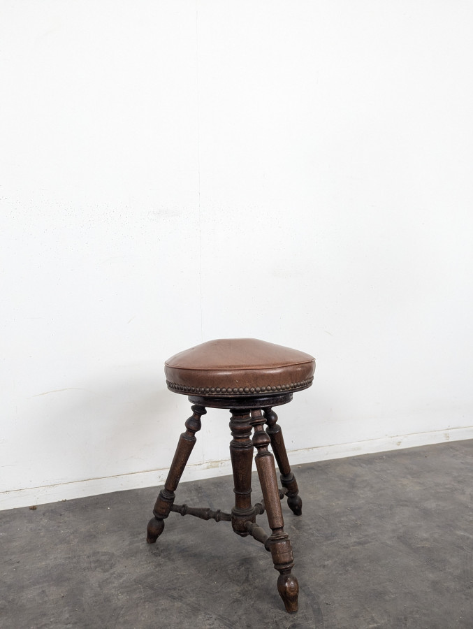 Tabouret de piano tripode en cuir marron