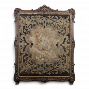 Écran de cheminée Napoléon III en bois sculpté et tapisserie au point