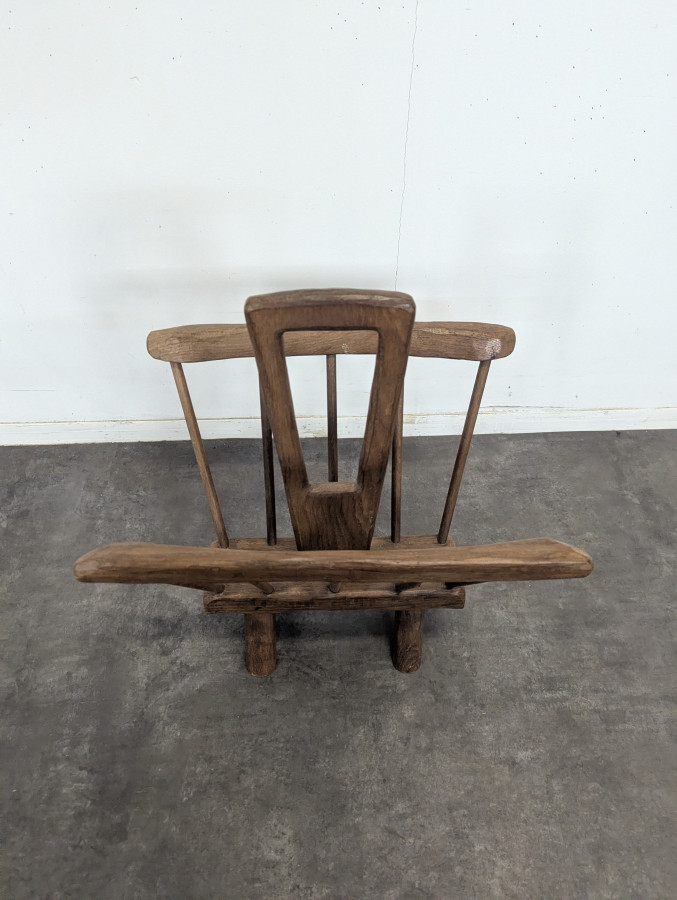 Porte revue brutaliste