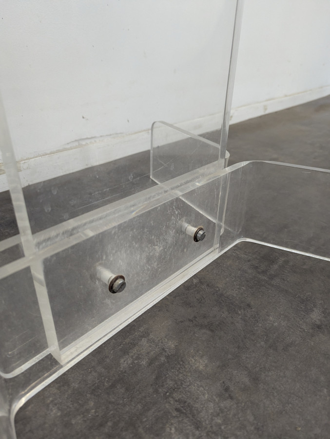 Chevalet en plexiglas années 70