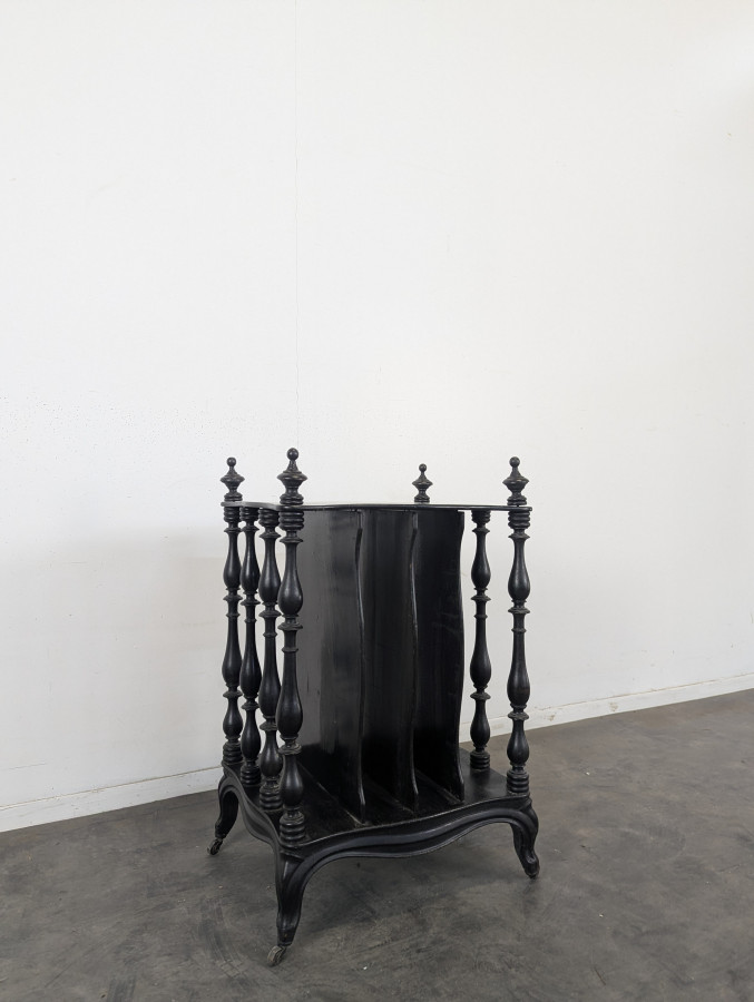 Meuble à partition de musique Napoléon III en bois noirci