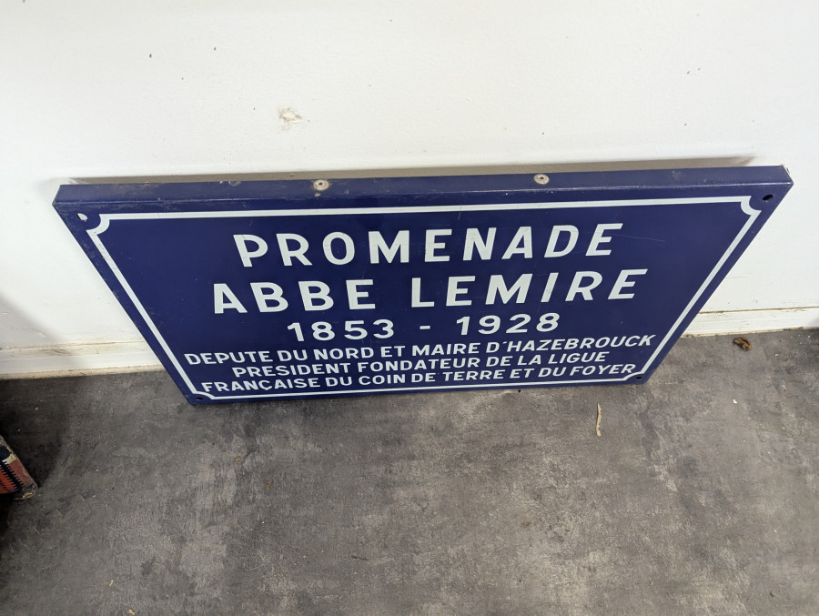 Plaque de rue émaillée Promenade Abbé Lemire