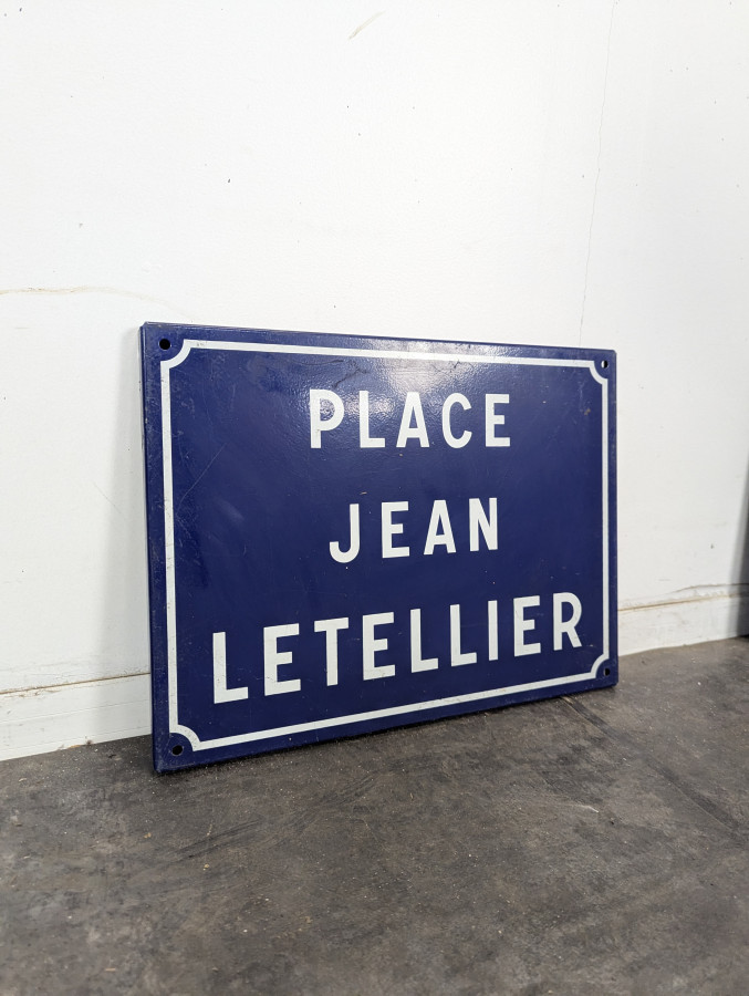 Plaque de rue émaillée Place Jean Letellier
