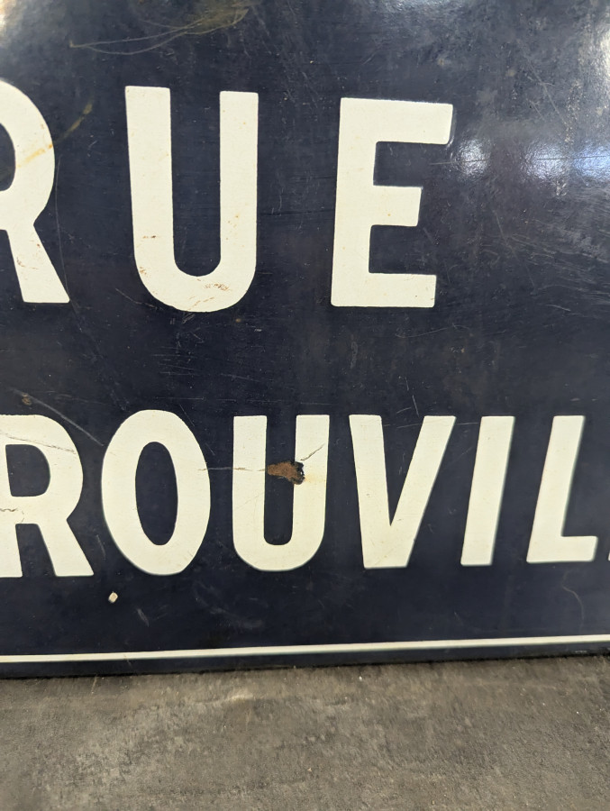 Plaque de rue émaillée Rue d'Hérouville