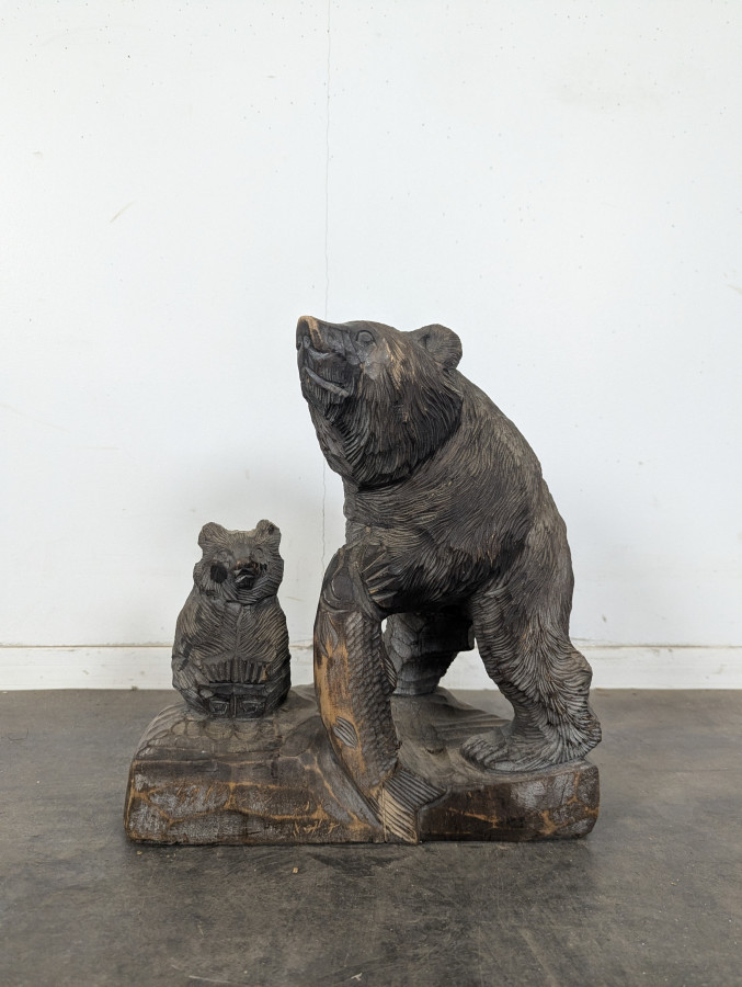 Sculpture ours et ourson de la Forêt-Noire en bois sculpté