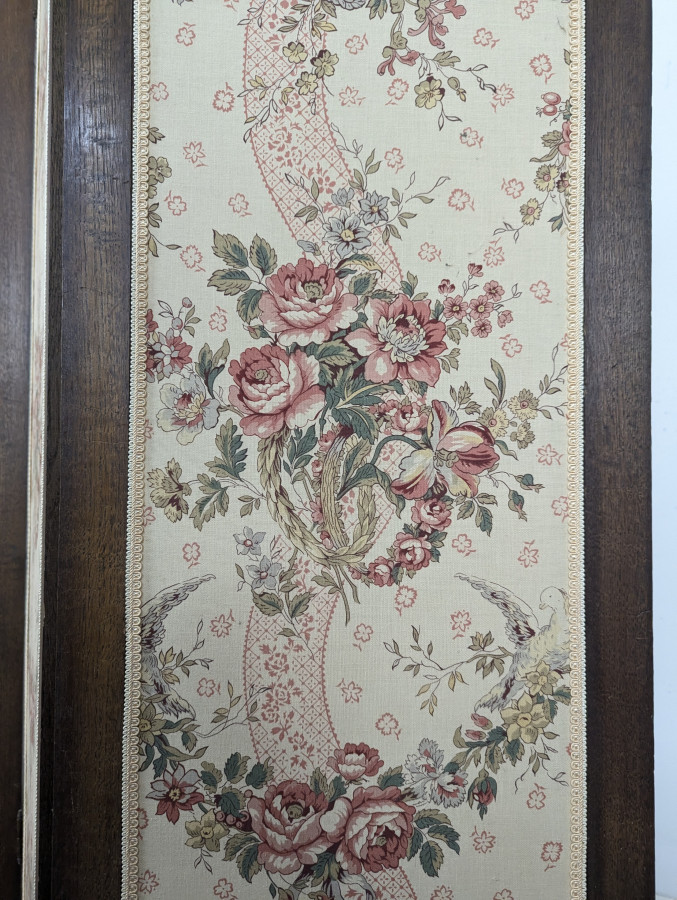 Paravent 4 feuilles en chêne garni de tapisserie fleurie années 30