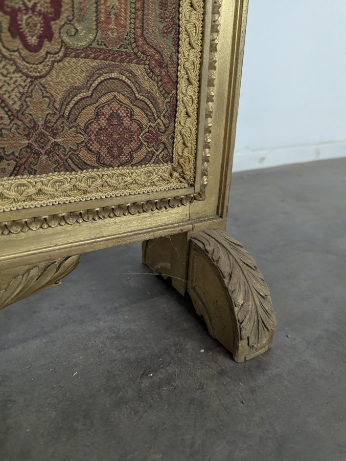Pare-feu Louis XVI en bois doré à tapisserie