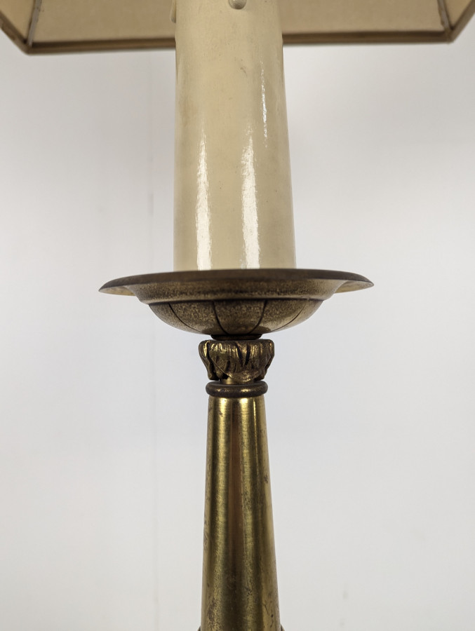 Grande lampe bougeoir en bronze doré de style Empire