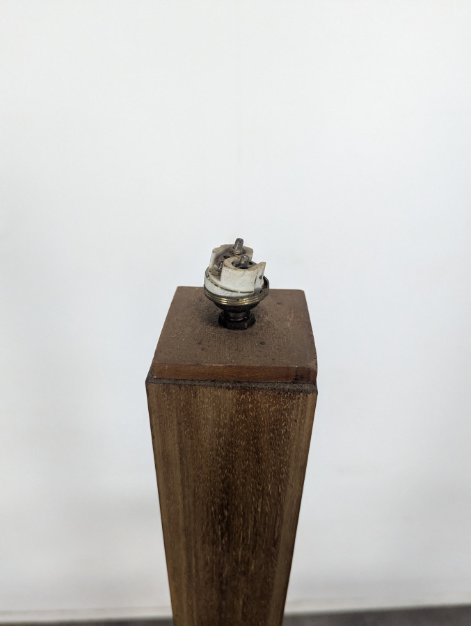 Lampadaire à tablettes moderniste en bois années 50