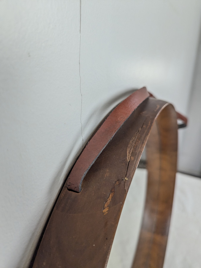 Miroir rond en teck et cuir Luxus Vittsjö par Uno et Östen Kristiansson