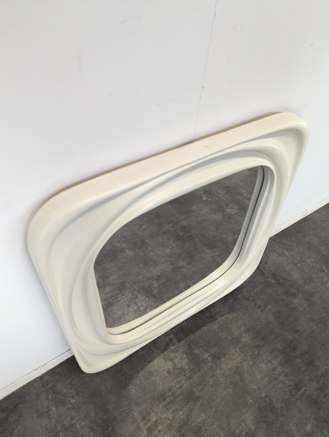 Miroir italien en resine carré années 70
