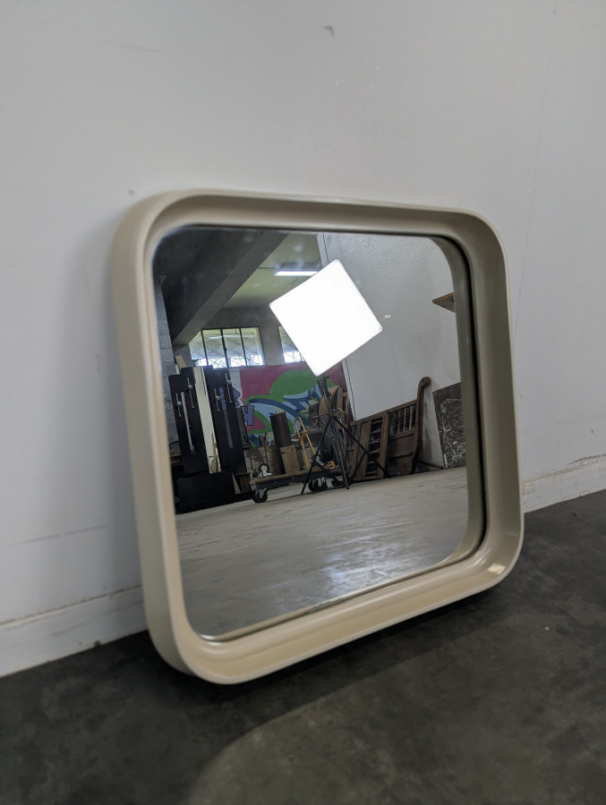 Miroir italien carré en résine