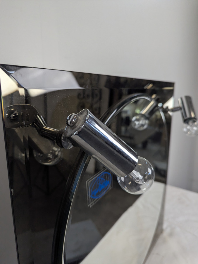 Miroir avec rangements de salle de bain des années 70