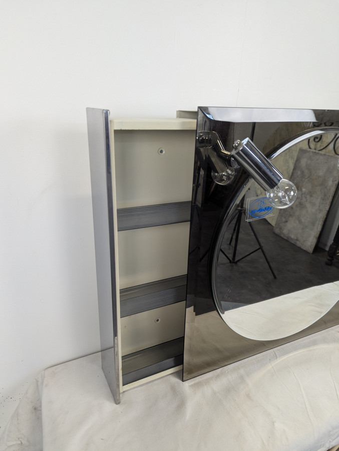 Miroir avec rangements de salle de bain des années 70