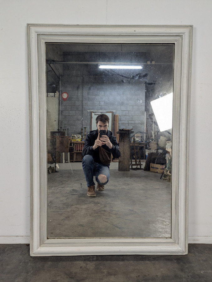 Grand miroir rectangulaire à cadre en bois laqué blanc