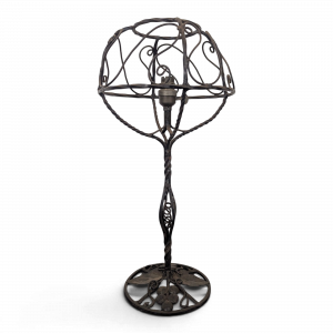 Lampe de table en fer forgé à abat-jour sphérique