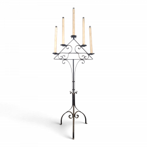 Grand chandelier d'église en fer forgé à cinq cierges