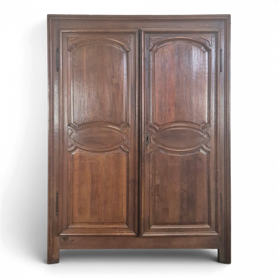 Armoire en chêne