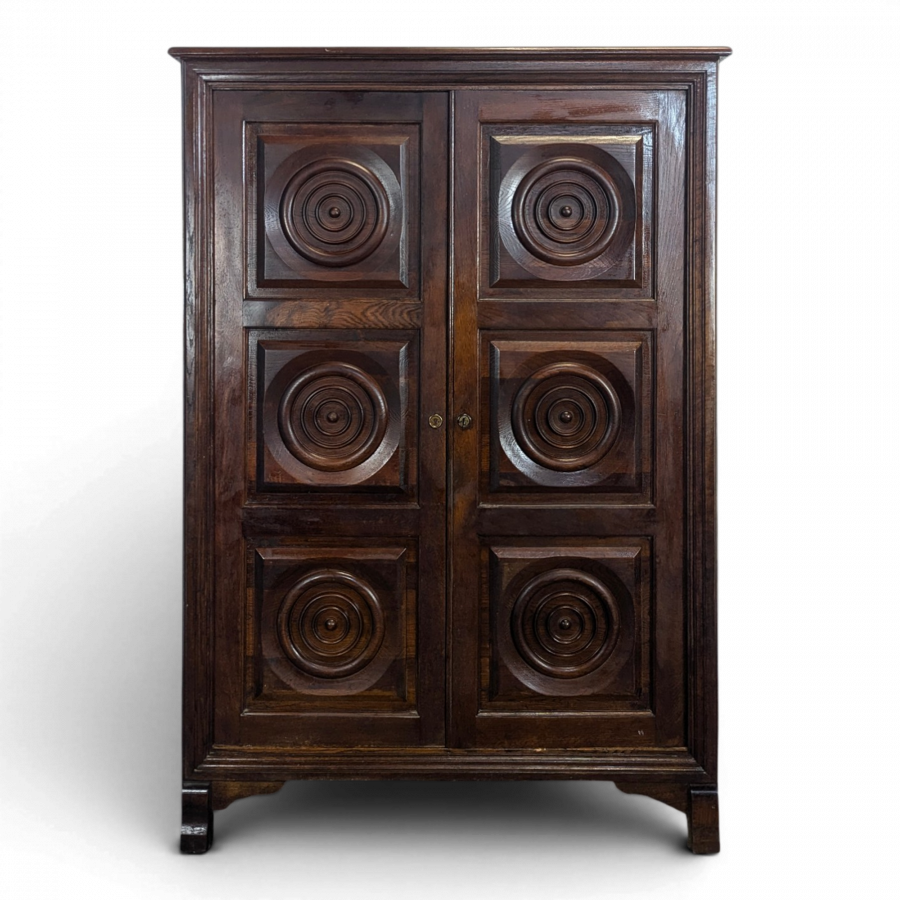 Armoire dans le style de Dudouyt