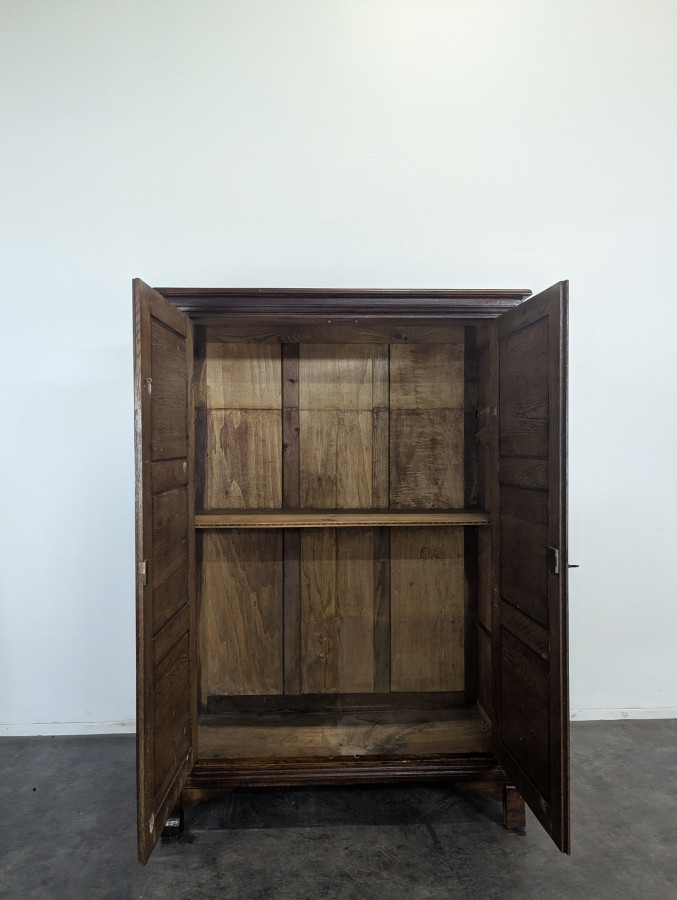 Armoire dans le style de Dudouyt