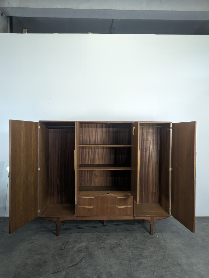 Armoire scandinave en teck Tricoire et Vecchione