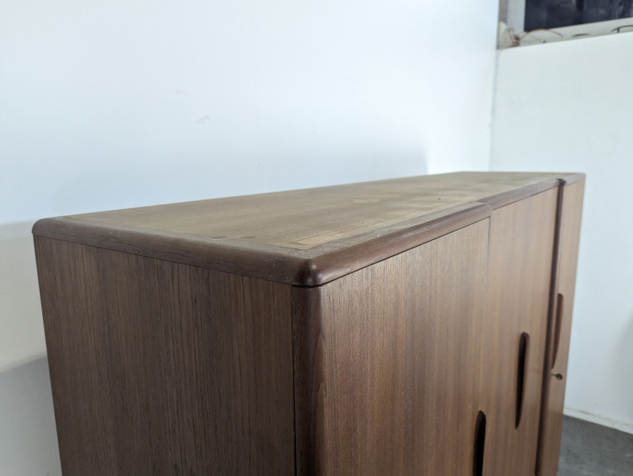 Armoire scandinave en teck Tricoire et Vecchione