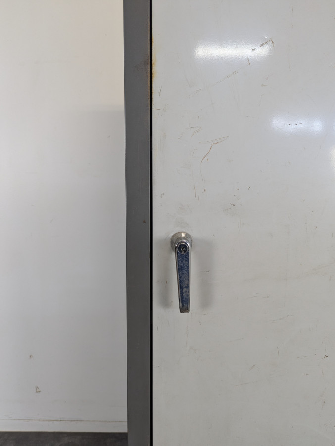 Armoire insdustrielle de la marque Abair