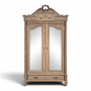 Armoire à glace de style Louis XVI en chêne décapé