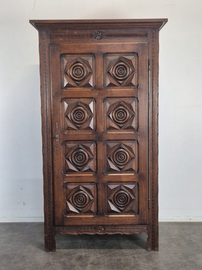 Bonnetière style Charles Dudouyt en chêne