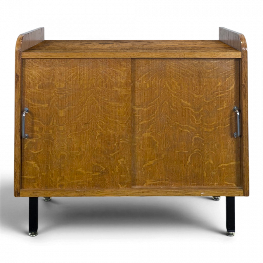 Petit meuble moderniste de rangement en chêne