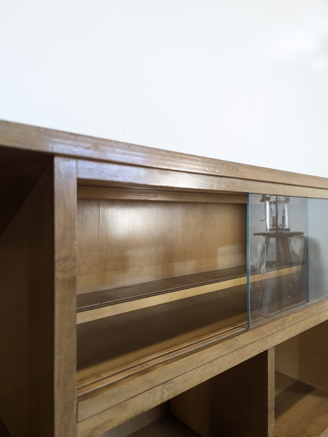 Buffet moderniste en acajou
