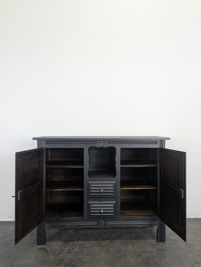 Buffet dans le style de Dudouyt peint en noir